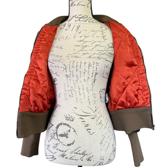 Zara Women Satin Green Quilted Bomber Jacket Size XS - Picture 2 of 9